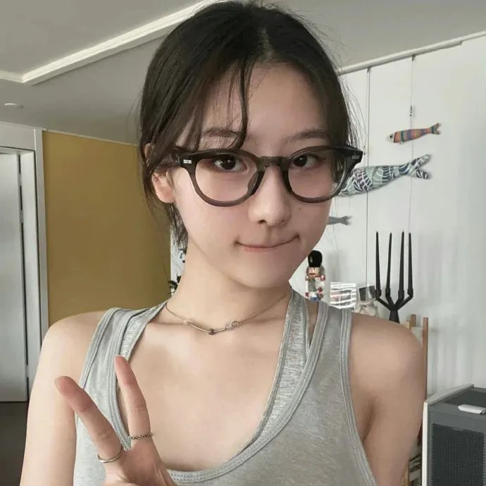 水中的女人
